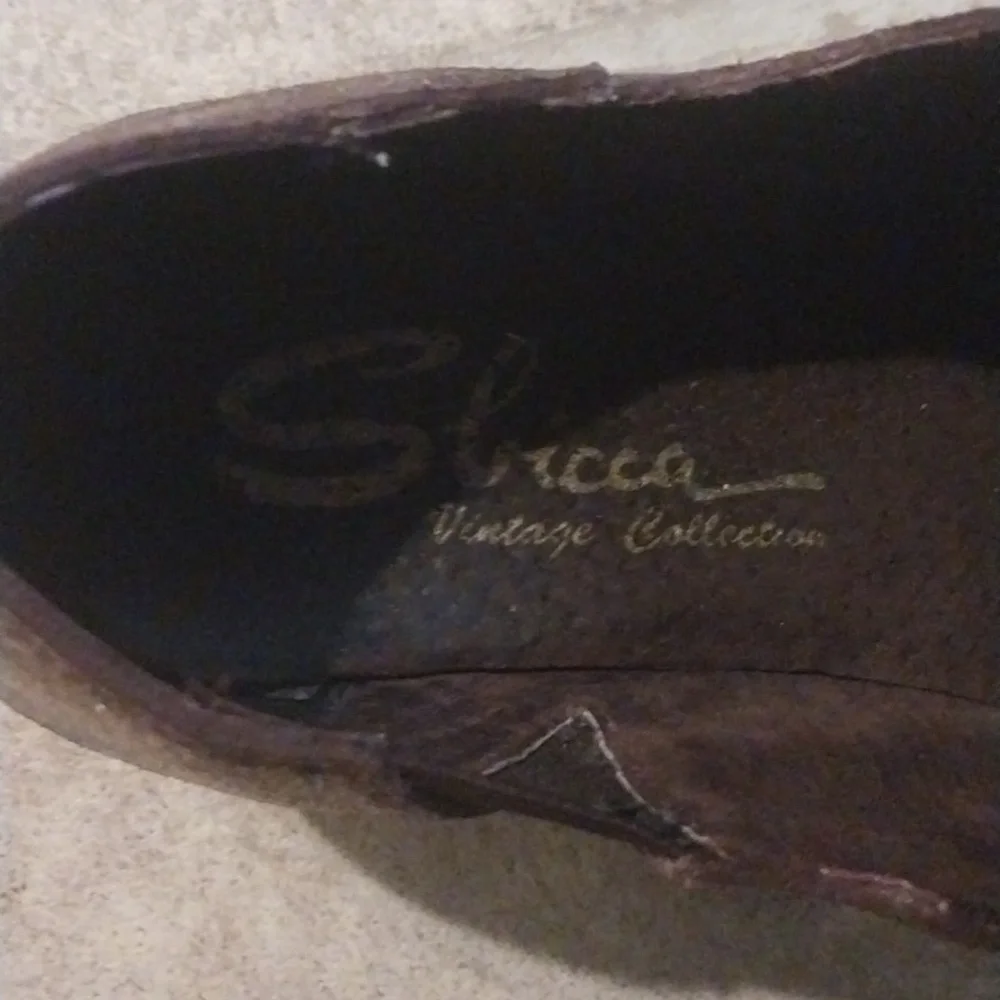 Sbicca Vintage Collection Peaceout Metallic Ankle Booties  Size 6